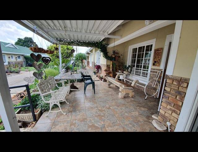 3 BEDROOM TOWNHOUSE FOR SALE IN NINAPARK